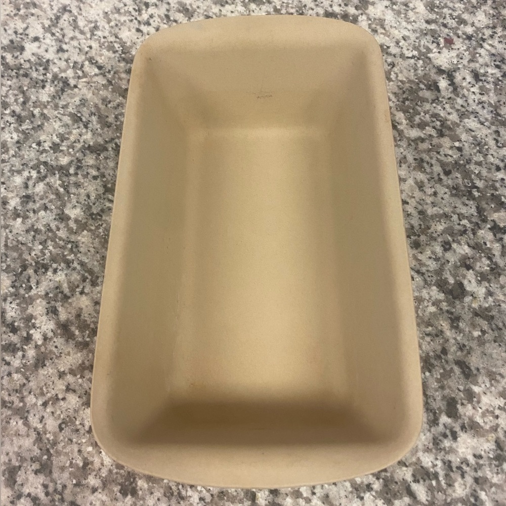Stone Loaf Pan - Like New Pampered Chef
